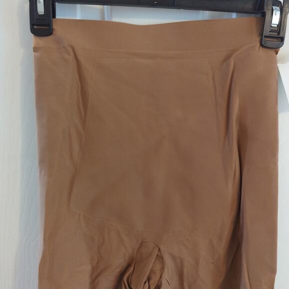 Maidenform High-Waist GirlShort Shaper, Firm Control, NWT, L - Picture 2 of 4